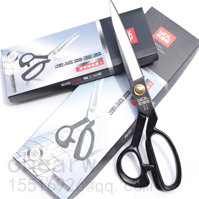 Professional  Tailor Scissors Retro Black Steel Sewing Scissors For Clothes Leather Fabric Craft Scissors - kitchenly.pk